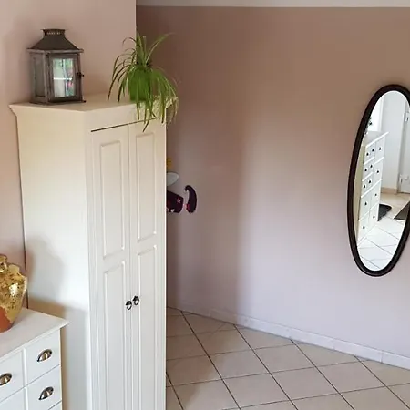 Semesterbostad Ferienhaus Maja